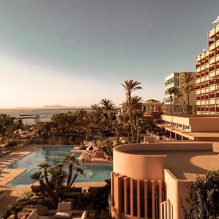 Bikini Island & Mountain Hotel Es Trenc -Adults Only- Colonia de Sant Jordi ภายนอก รูปภาพ